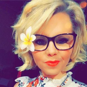 Meet your Posher, Dana